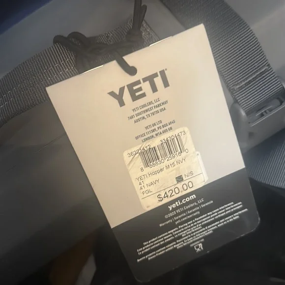 NWT YETI HOPPER M15 SOFT COOLER- NAVY - Picture 7 of 7